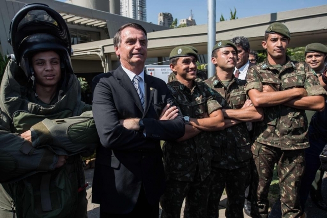 Foto: Nelson Almeida /AFP. Tatt fra:https://www.gazetadopovo.com.br Foto: Nelson Almeida /AFP. Tatt fra:https://www.gazetadopovo.com.br